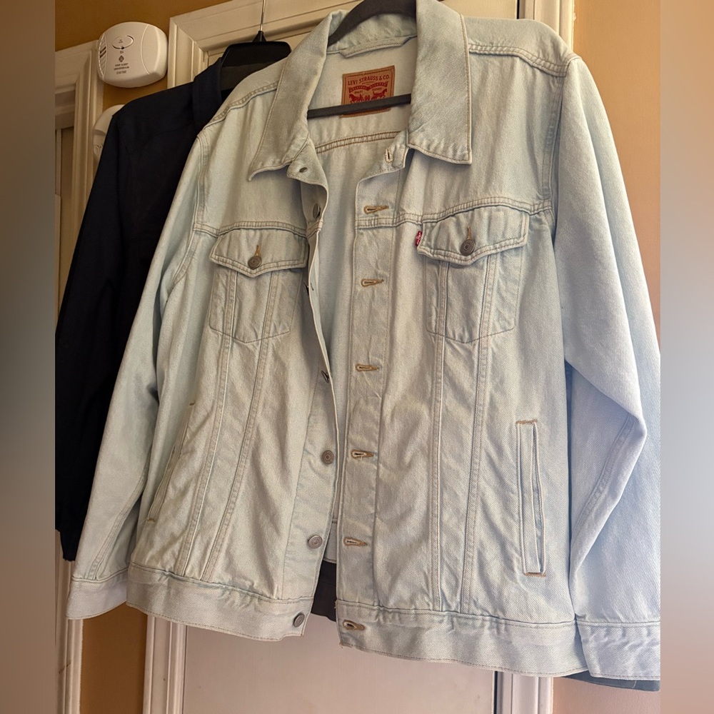 NWOT Levi Strauss Trucker denim jacket size 3x Men’s or women’s
